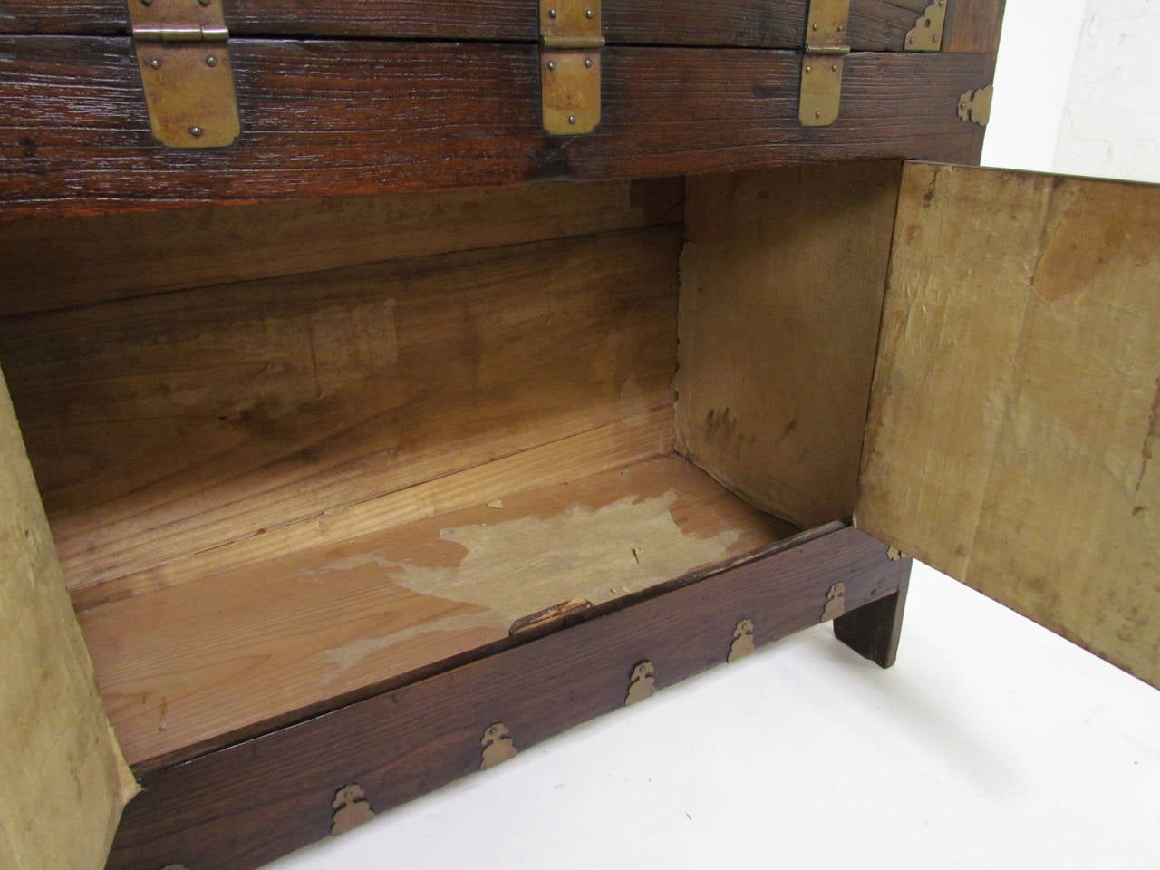 Antique 19th Century Korean Cabinet or Bandaji Chest with Brass Hardware 3