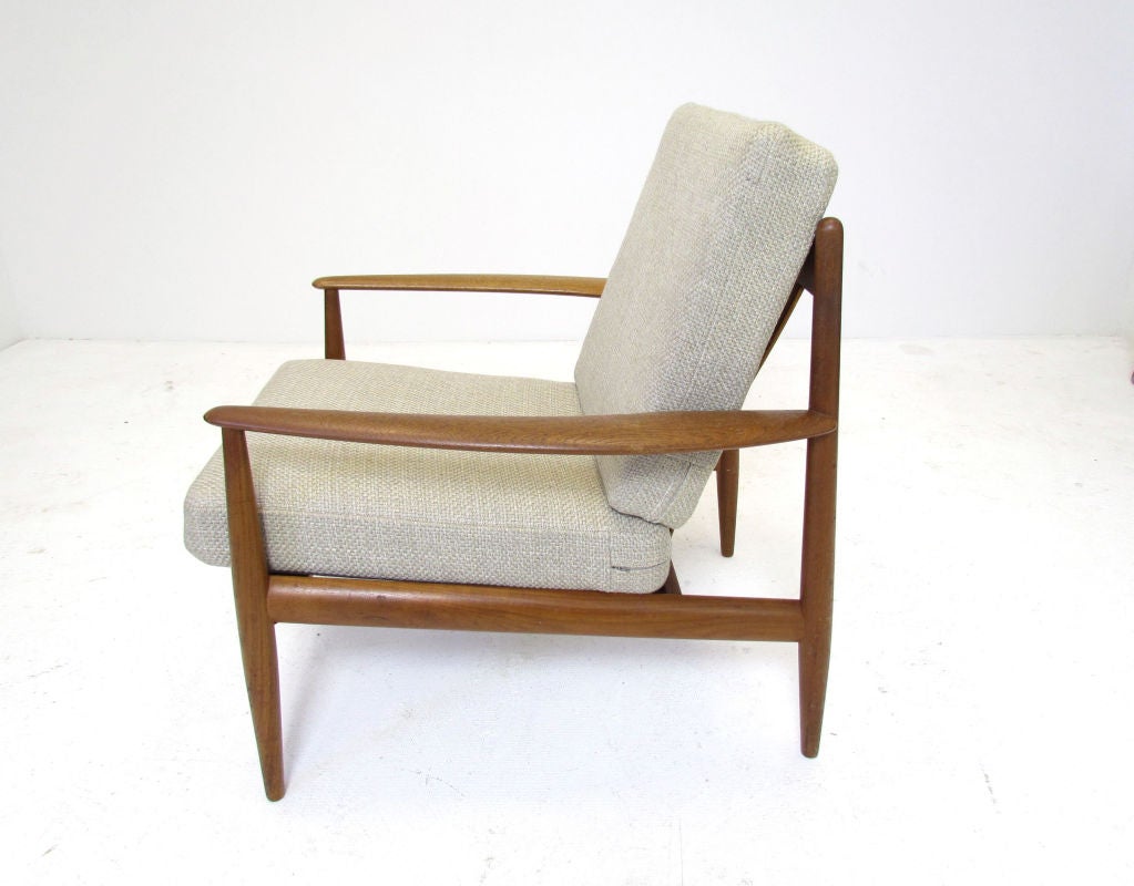 Mid-20th Century Danish Teak Lounge Chair by Grete Jalk for France & Daverkosen