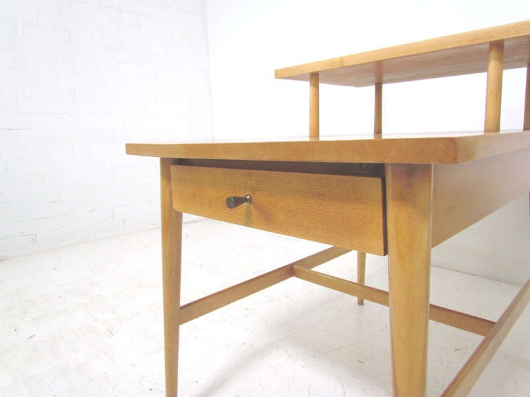 Mid-20th Century Pair of Two-Tiered Planner Group Side Tables by Paul McCobb