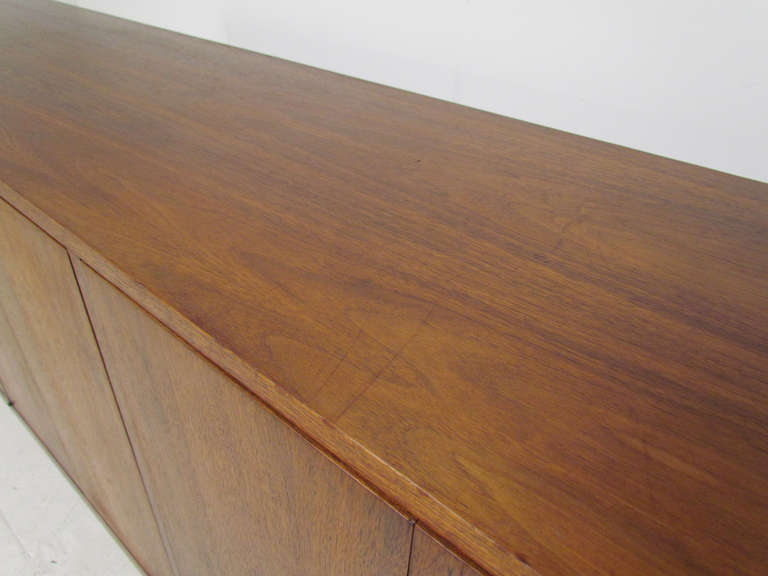 Long Low Twelve Drawer Walnut Dresser or Credenza by Paul McCobb In Good Condition In Peabody, MA