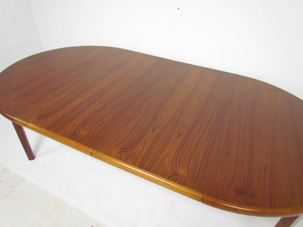 Late 20th Century Danish Teak Round Expandable Dining Table by Rasmus