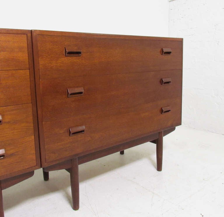 Pair of Danish Teak Dresser Chests (or Vanity) by Borge Mogensen In Good Condition In Peabody, MA