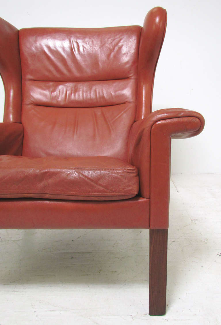Rare Wingback Lounge Chair in Leather by Hans Wegner 1