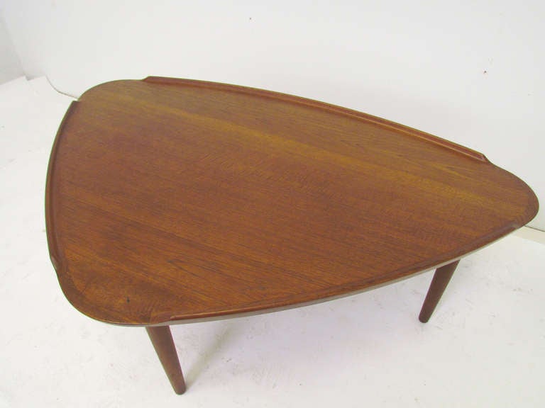 Danish Teak Tripod Coffee Table by Aakjaer Jorgensen In Good Condition In Peabody, MA