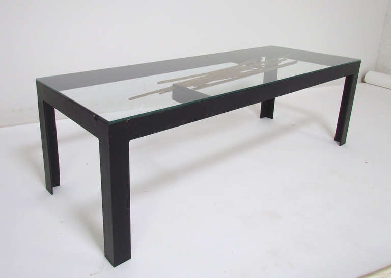 Brutalist Studio Coffee Table with Sculptural Center Element 2