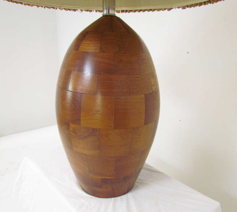 Mid-Century Modern Staved Walnut Studio Table Lamp In Good Condition In Peabody, MA