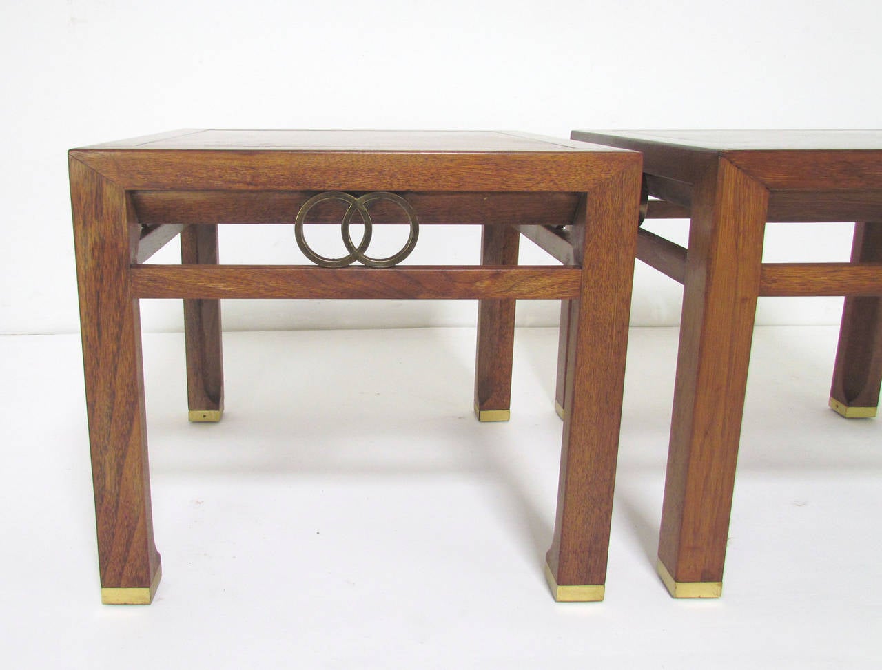 Pair of End Tables by Michael Taylor for Baker Furniture, circa 1960s In Good Condition In Peabody, MA