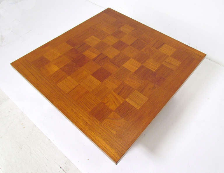 Mid-20th Century Danish Teak Checker Board Coffee Table by Cado with Carved Modernist Chess Set
