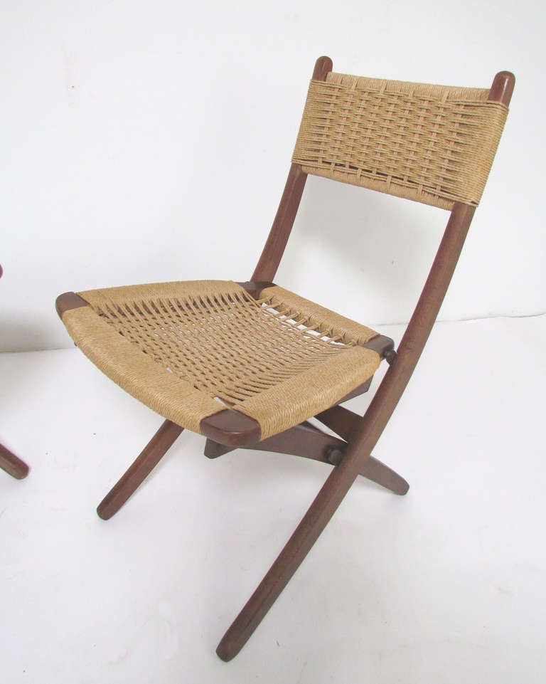 Unknown Pair of Mid-Century Modern Rope Folding Scissor Side Chairs, circa 1960s