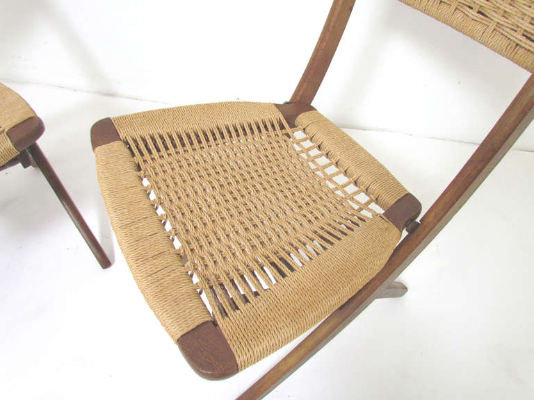 Pair of Mid-Century Modern Rope Folding Scissor Side Chairs, circa 1960s 2