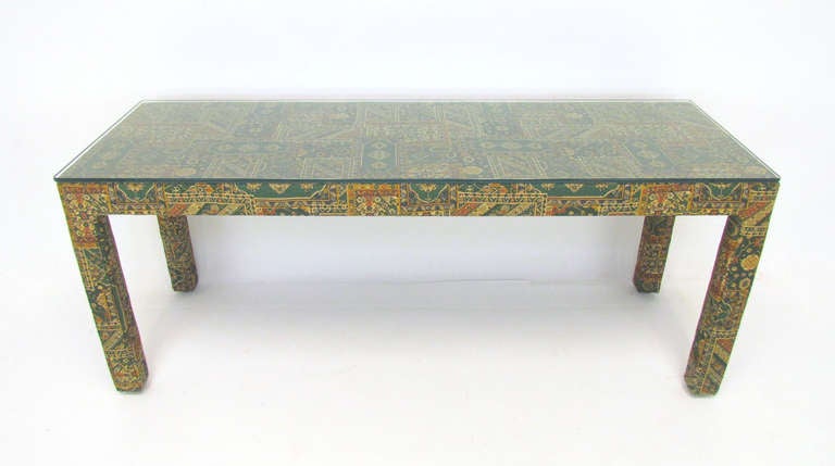 Parsons Style Console Table with Mirror in Indian Chintz, ca. 1970s In Good Condition In Peabody, MA