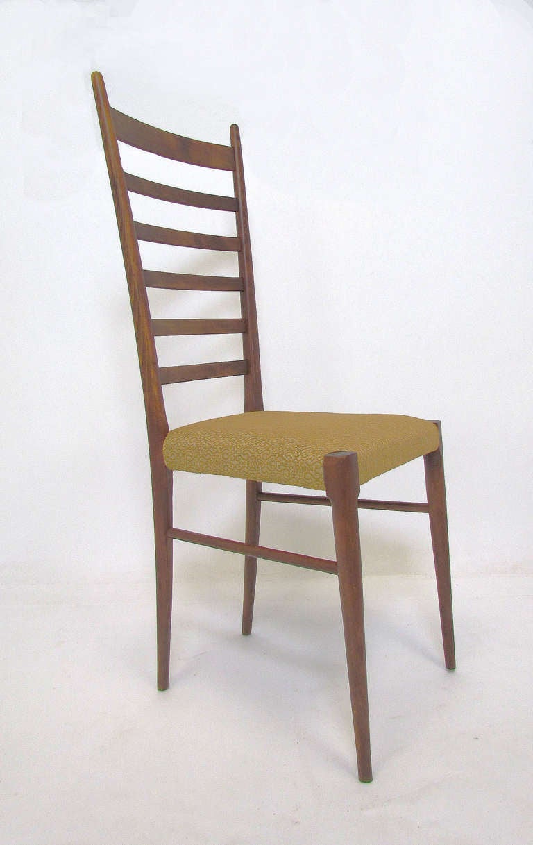 Mid-Century Modern Set of Four Italian Ladder Back Dining Chairs in the Style of Gio Ponti