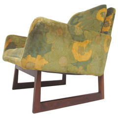 Rare Lounge Chair with Flared Arms by Jens Risom 6