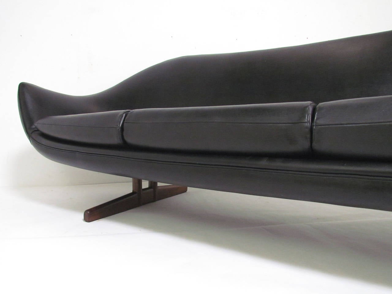 Norwegian Space Age Danish Modern Sofa with Rosewood Legs by Fredrik Kayser for Vatne