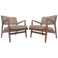 Classic Pair of Mid-Century Modern Lounge Armchairs by Jens Risom