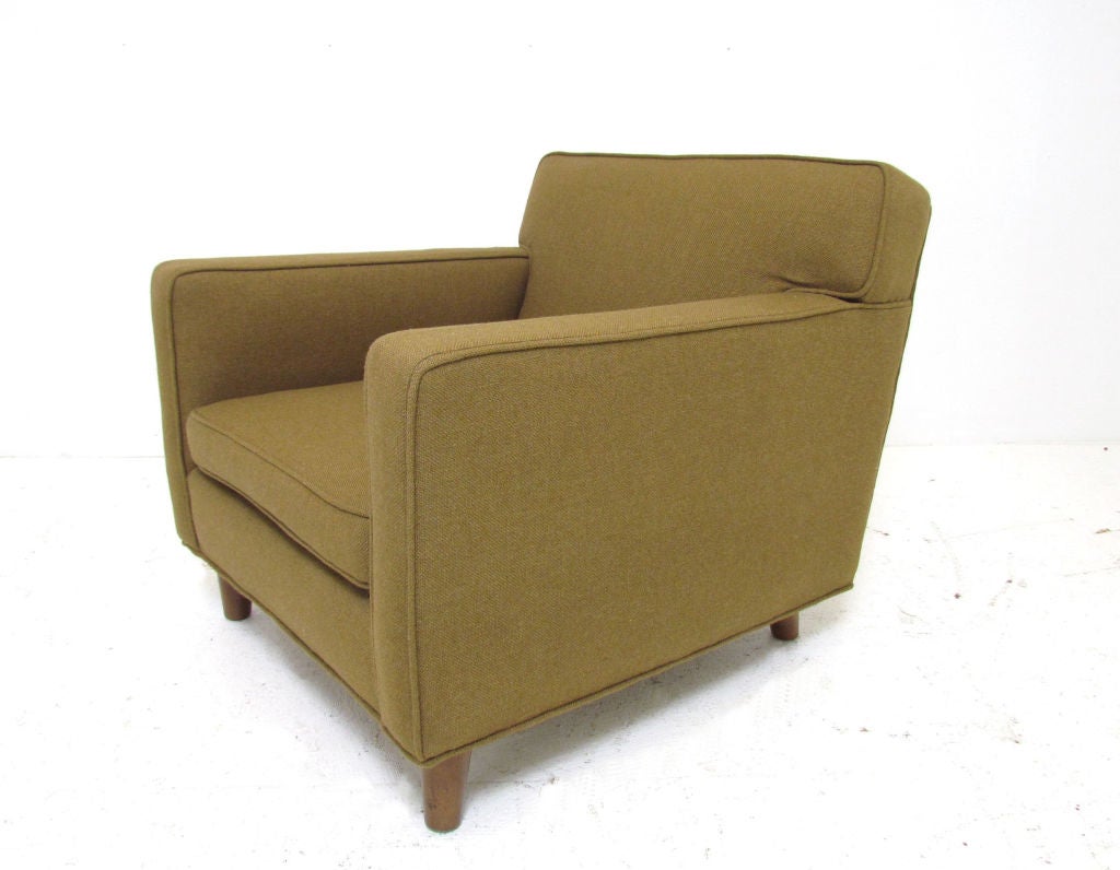 Pair of Mid-Century Modern Lounge Arm Chairs