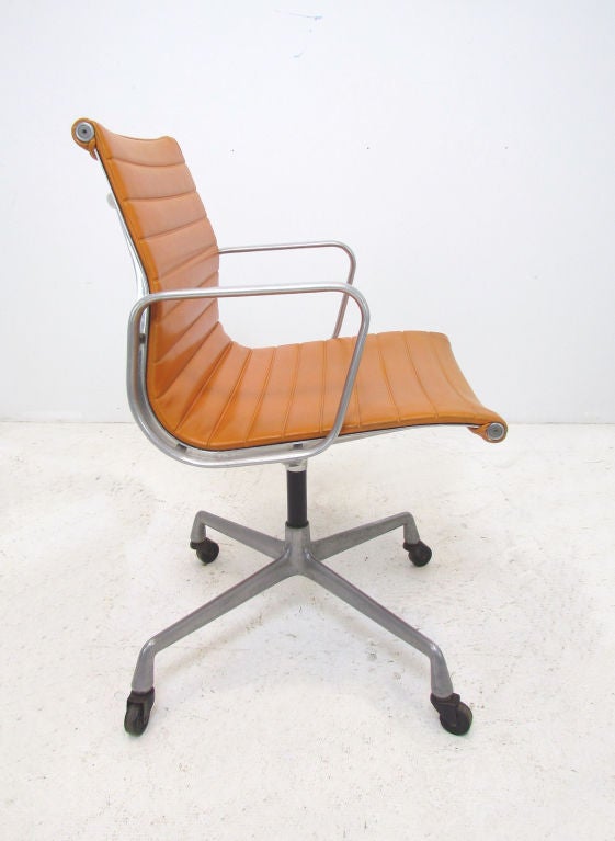 eames office chair vintage