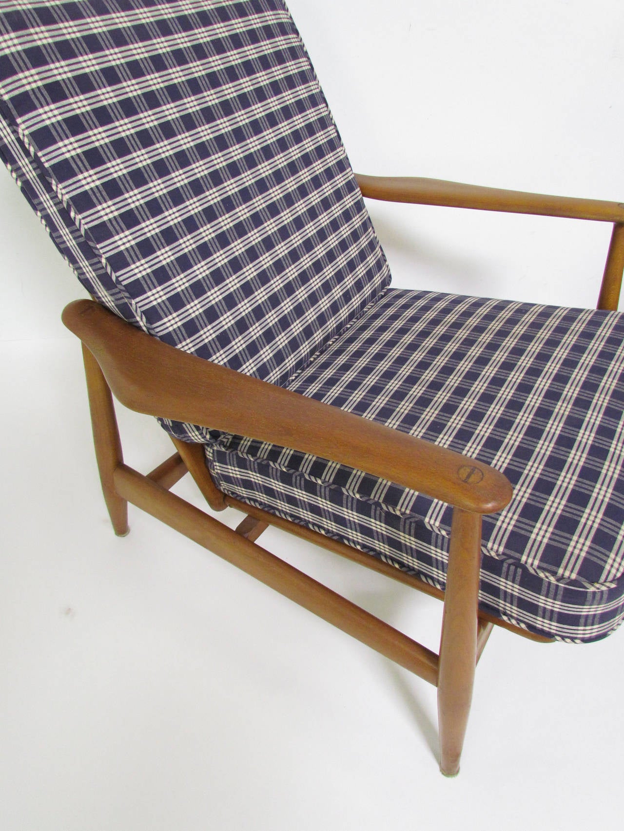 Two Early Danish Lounge Chairs by Vodder and Wanscher for France & Daverkosen 2