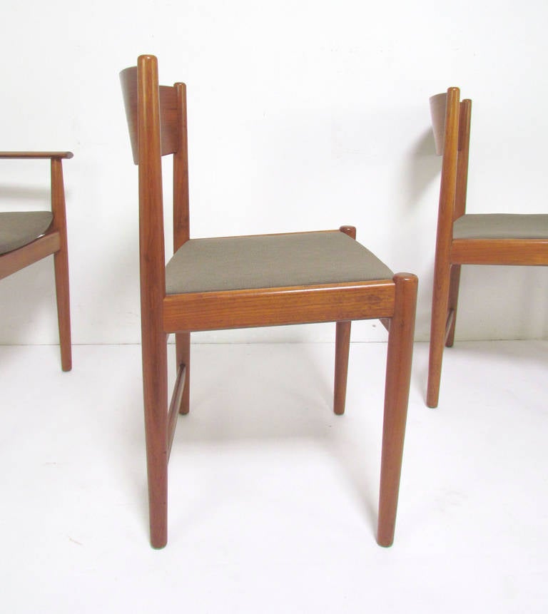 Mid-20th Century Set of Eight Danish Teak Dining Chairs by Kurt Ostervig for Sibast