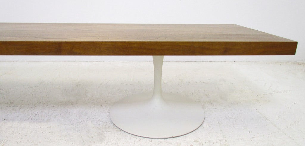 Late 20th Century Custom Bench or Coffee Table with Knoll Saarinen Tulip Base Legs