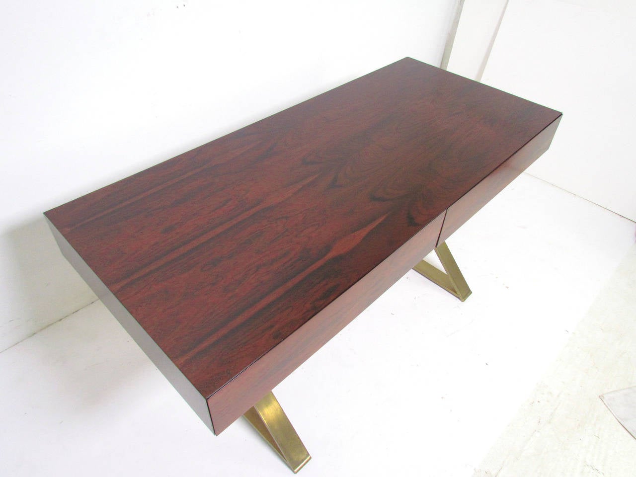 Rare Flush Front Campaign Desk in Rosewood by Milo Baughman In Good Condition In Peabody, MA