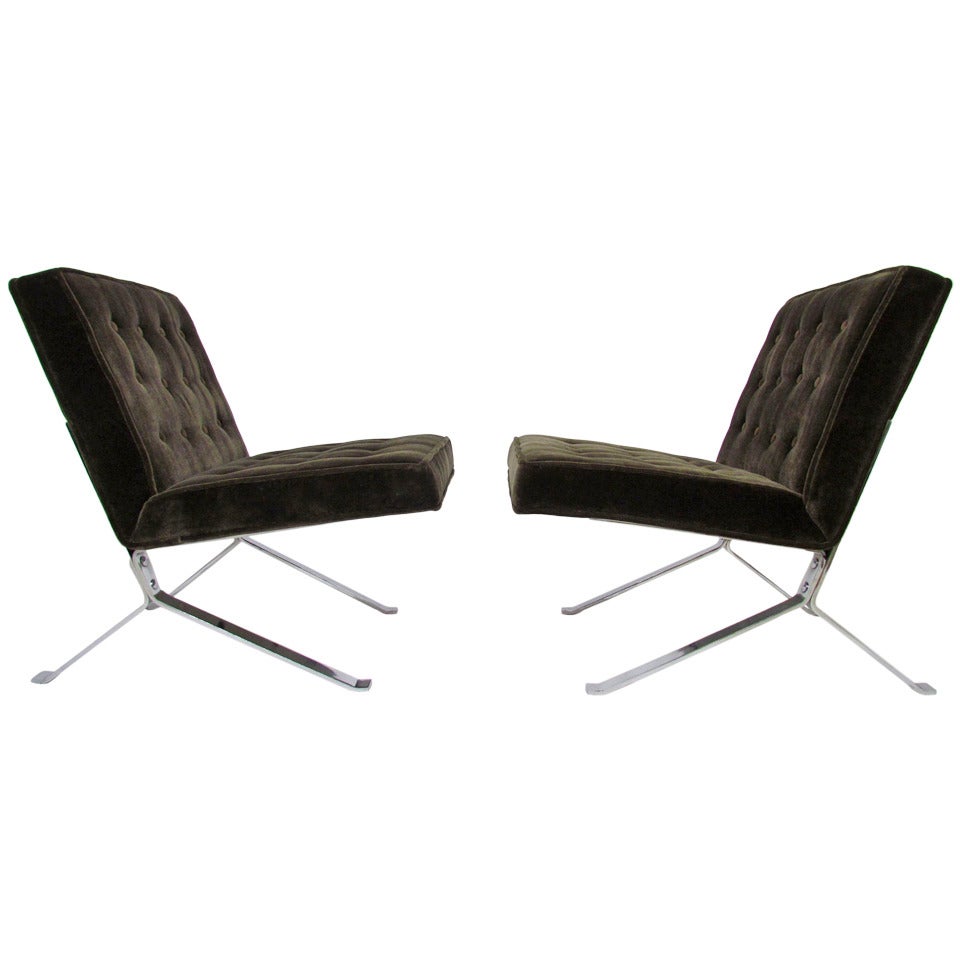 Pair of Cantilever Lounge Chairs in Chrome and Mohair, circa 1960s