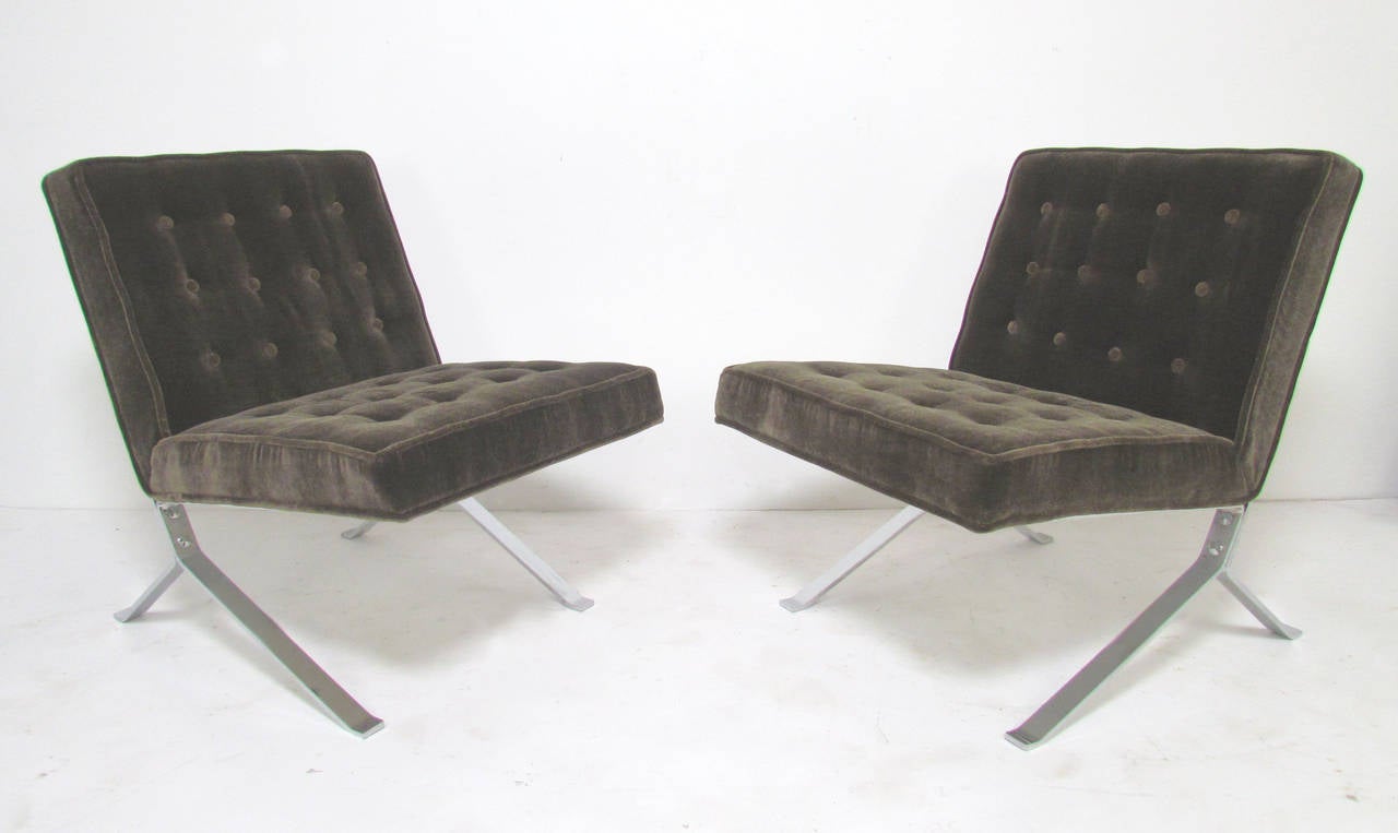 Pair of armless slipper-form cantilever base lounge chairs in chrome with genuine mohair upholstery, ca. 1960s.  In the manner of Poul Kjaerholm.