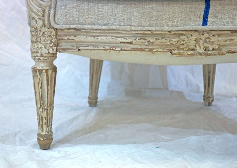 19th Century Louis XV BergèRe In Good Condition For Sale In New York, NY