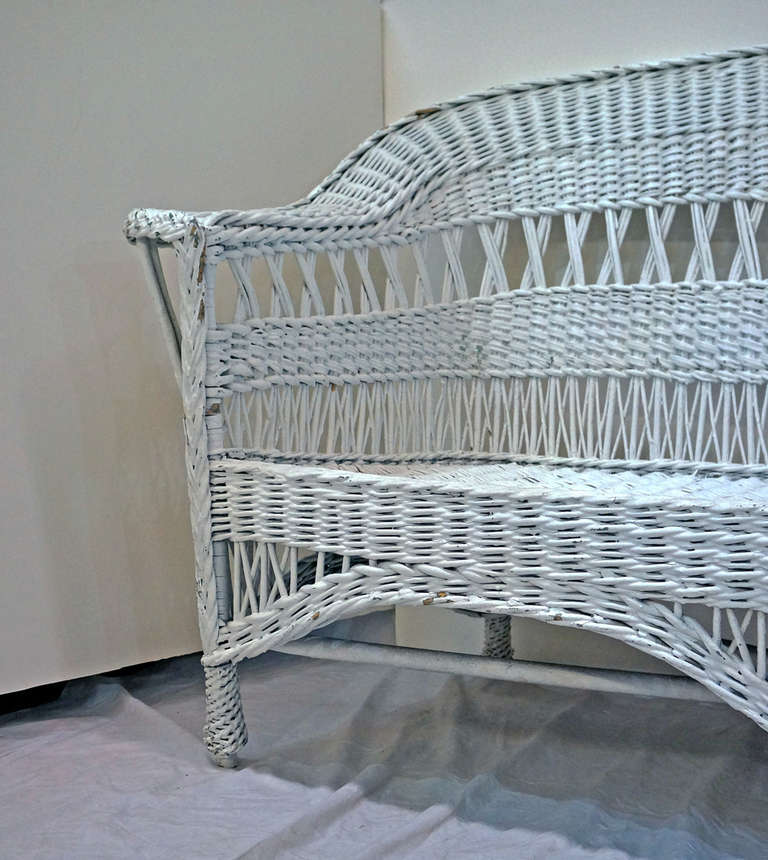 Arts & Crafts-Style Wicker Bench In Good Condition In New York, NY