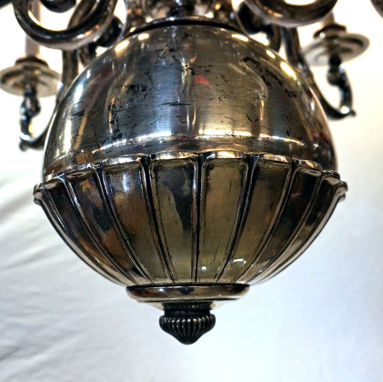 Dutch Baroque Style Brass Two-Tier Twelve-Light Chandelier For Sale 1