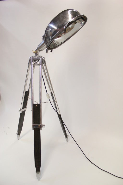Industrial tripod lamp made by Revere Electric manufactured in Chicago, IL. Functional stand with swivel hood and adjustable light direction as seen in image 8.