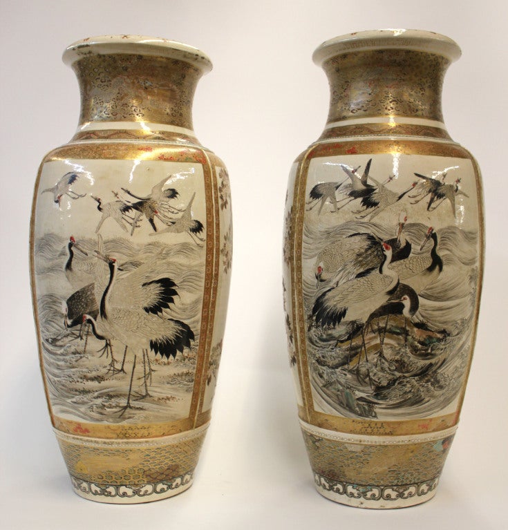 Pair of Japanese Satsuma Vases In Good Condition In New York, NY