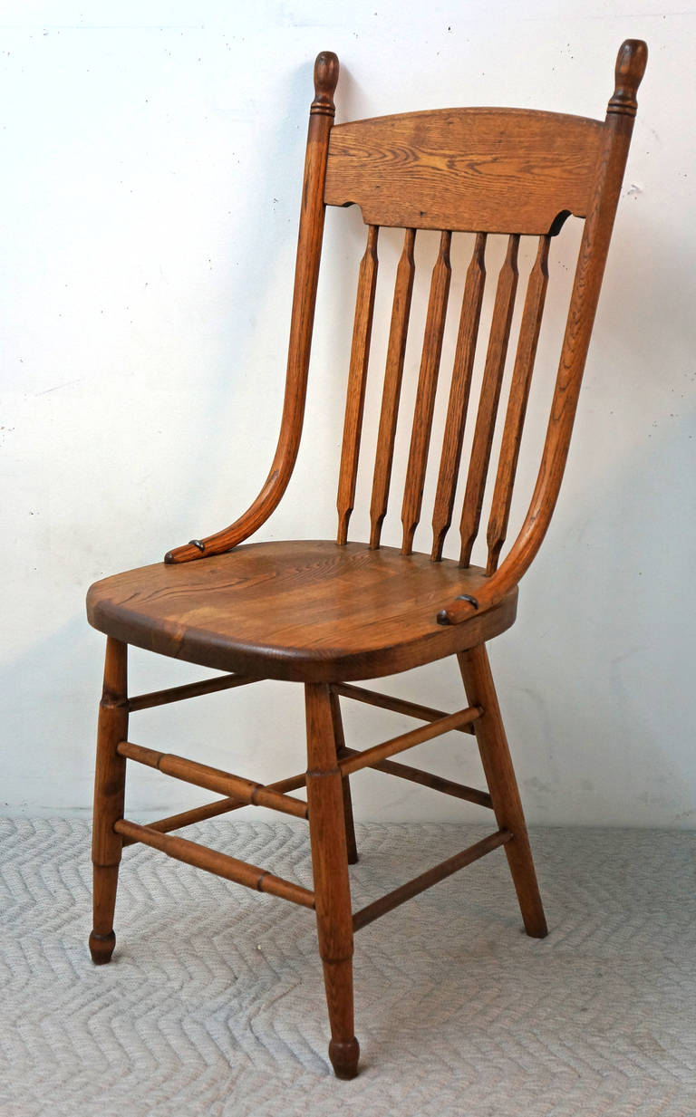 18th Century and Earlier Set of Six Shaker-Style Spindle Back Chairs