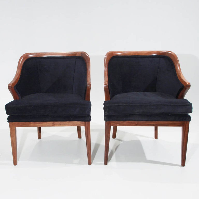 Mid-Century Harry Lunstead Walnut Sculptural Armchairs in Navy Mohair In Good Condition For Sale In Los Angeles, CA