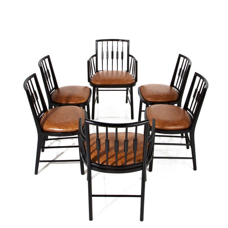 Américain Ensemble de 6 chaises de salle à manger noires à dossier fuselé de Baker