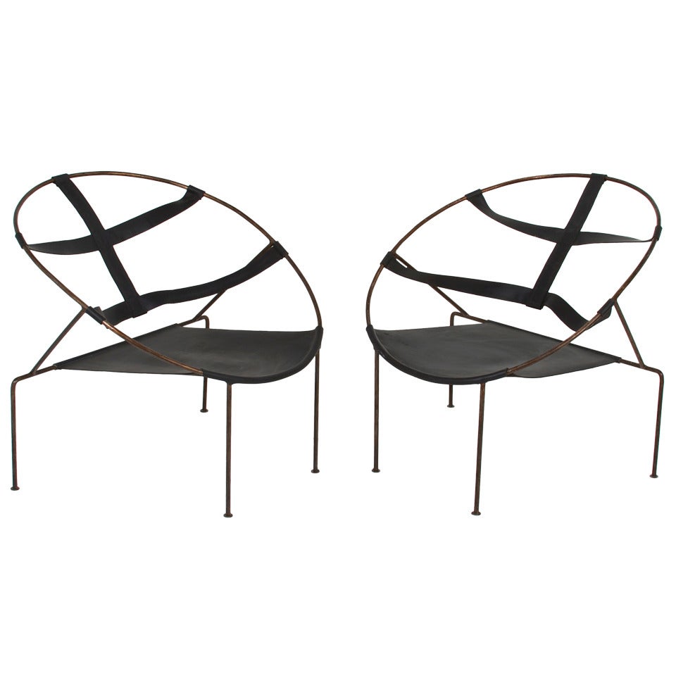Pair of Brazilian Lounge Chairs by Flavio de Carvalho