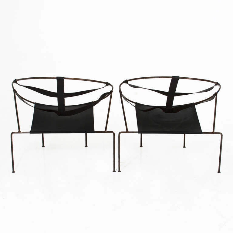 Pair of Brazilian Lounge Chairs by Flavio de Carvalho In Good Condition In Hollywood, CA