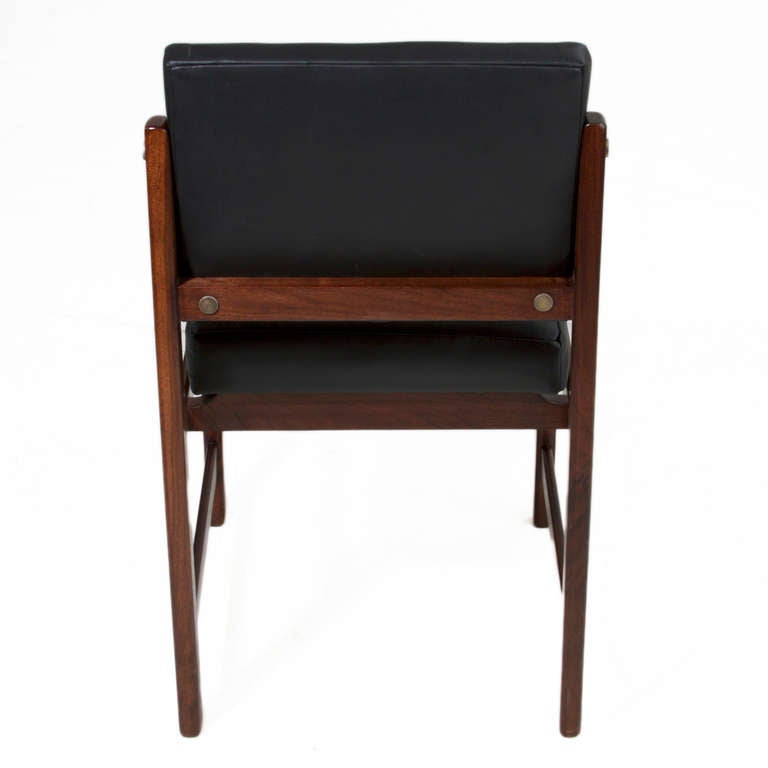 The Basic Dining Chair in Walnut by Thomas Hayes Studio In Excellent Condition In Hollywood, CA