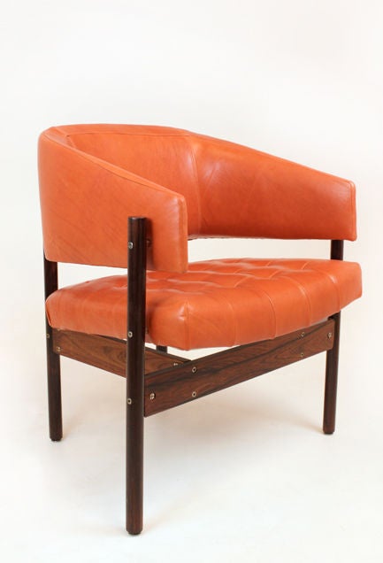 Set of Rosewood & leather arm chairs by Jorge Zalszupin 1