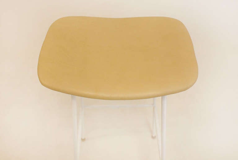 The Scoop Stool by Thomas Hayes Studio In Excellent Condition In Hollywood, CA