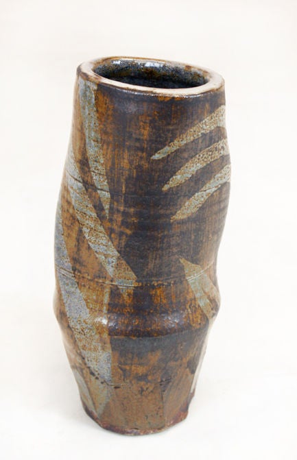 Glazed stoneware vase by Mason In Excellent Condition In Los Angeles, CA