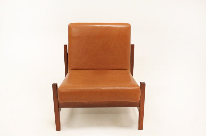 Mid-20th Century Pair of Knoll Peroba and Leather Lounge Chairs for Forma Brazil
