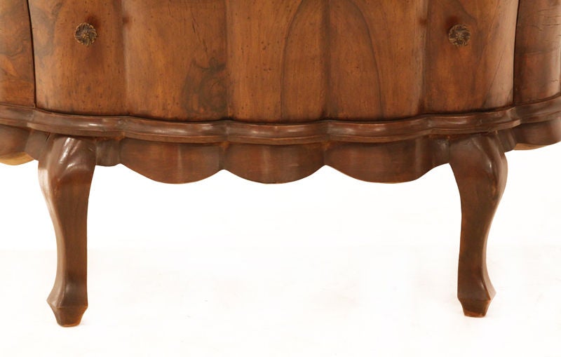 Vintage scalloped burl Bombay Chest by Glenn Don 2