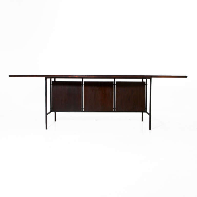 Geraldo de Barros Exotic Brazilian Hardwood Dining Table with Iron Base In Good Condition For Sale In Los Angeles, CA