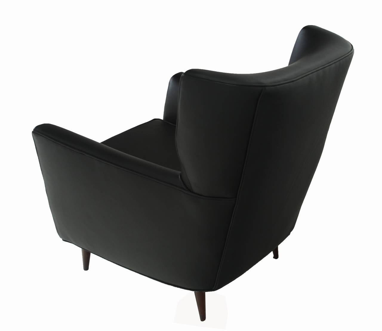 Mid-Century Modern  Black Leather Lounge Chair by Joaquim Tenreiro, Brazil, 1960 For Sale