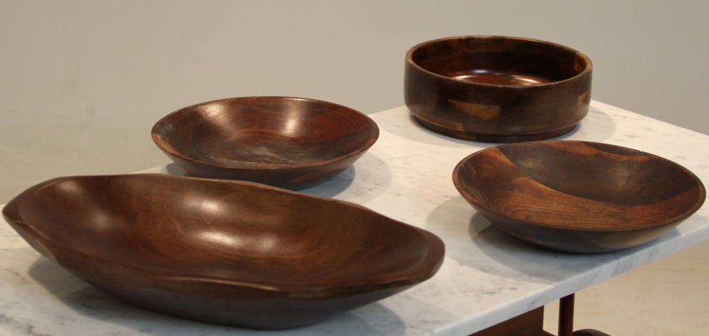 Set of 4 Brazilian serving pieces