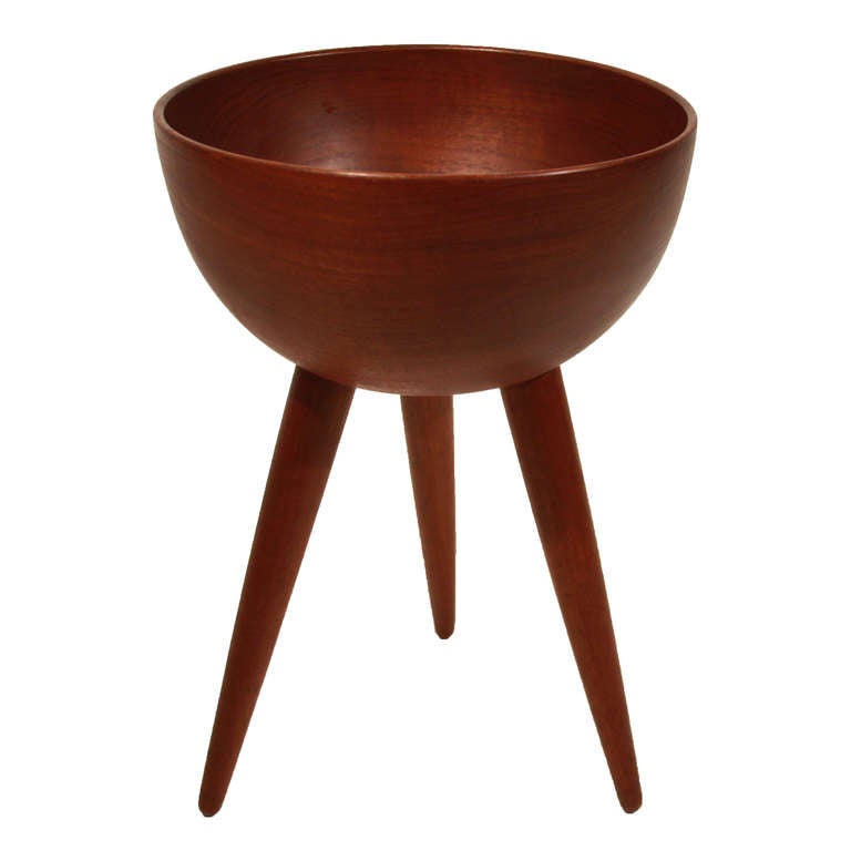 fruit bowl with legs