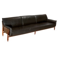 Rosewood and leather case sofa by Jorge Zalszupin