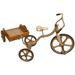 Tricyclette en aluminium vintage avec chariot en bois