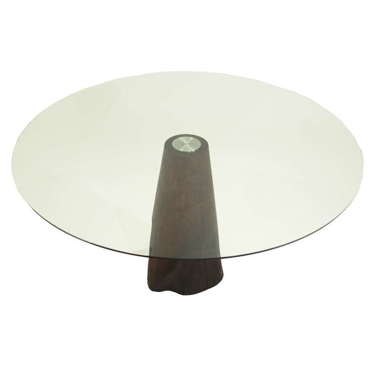 Circular Pau Ferro pedestal-base dining table by Tunico T.